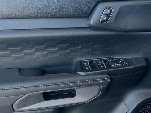 New 2024 Ford Ranger XLT image 9