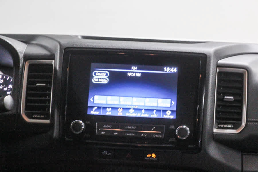 Used 2024 Nissan Frontier SV RWD image 15
