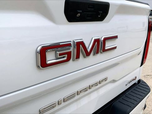 Used 2021 GMC Sierra 1500 AT4 w/ AT4 Value Package AWD/4WD image 31
