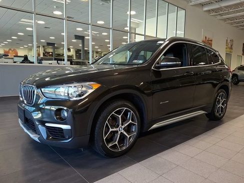 Used 2018 BMW X1 xDrive28i AWD/4WD image 3