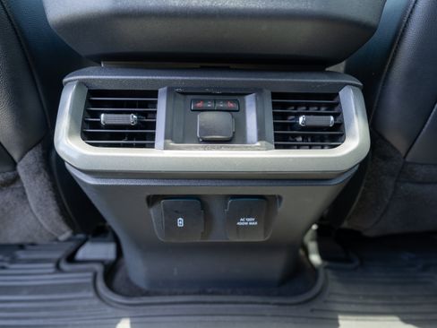 Used 2021 Ford F150 Lariat w/ Equipment Group 502A High AWD/4WD image 12
