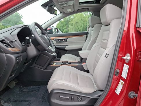 Used 2022 Honda CR-V Touring image 13