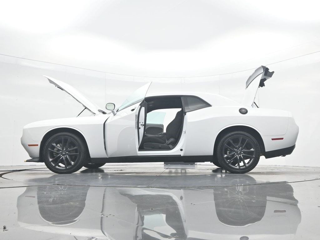 Used 2023 Dodge Challenger GT w/ Blacktop Package AWD/4WD image 44