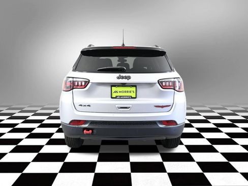 Used 2024 Jeep Compass Trailhawk AWD/4WD image 6