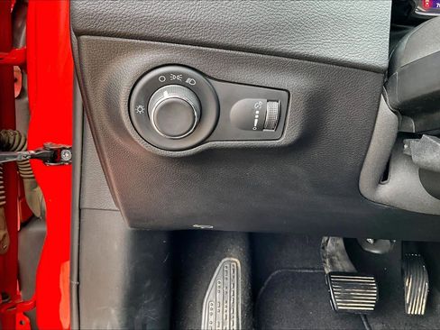 Used 2021 Jeep Compass Sport image 34