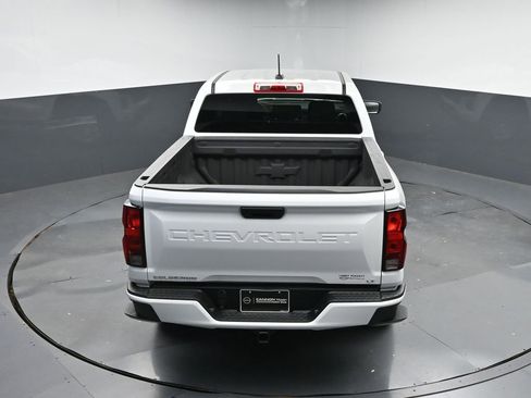 Used 2024 Chevrolet Colorado LT image 43