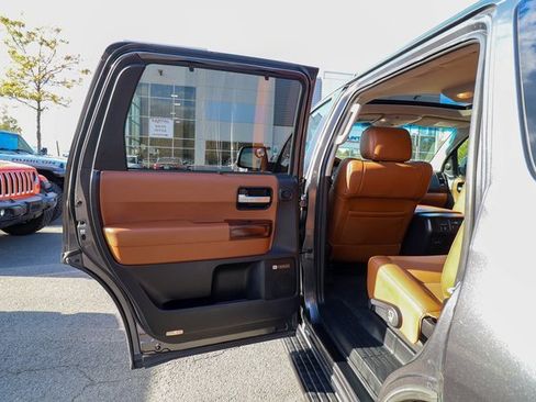 Used 2016 Toyota Sequoia Platinum image 42
