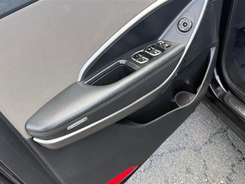 Used 2015 Hyundai Santa Fe Limited w/ Option Group 04 image 34