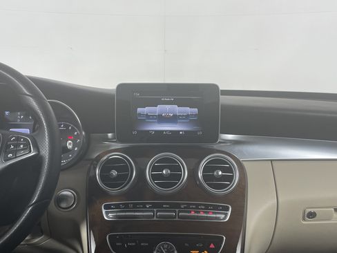 Used 2018 Mercedes-Benz C 300 Sedan image 17