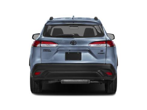 Used 2025 Toyota Corolla Cross SE w/ Moonroof Package image 5