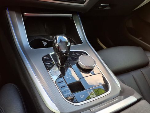 Used 2019 BMW X5 xDrive40i w/ Convenience Package image 15