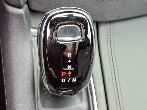 Used 2023 Cadillac XT5 Premium Luxury image 15