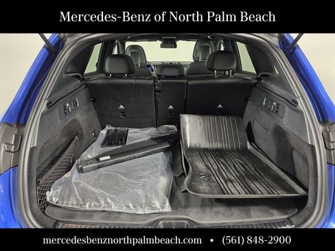 Certified 2025 Mercedes-Benz GLC 300 image 17