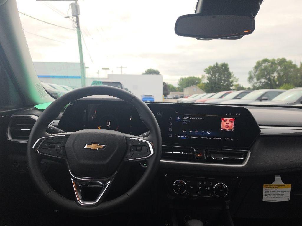 New 2026 Chevrolet TrailBlazer LT w/ Convenience Package FWD image 12