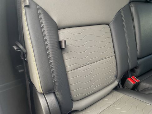 Used 2024 Chevrolet Silverado 1500 ZR2 w/ Technology Package image 53