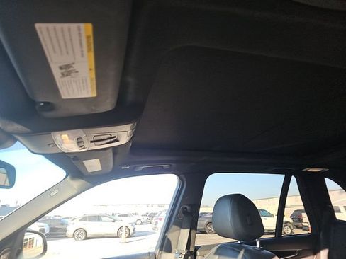 Used 2016 BMW X5 xDrive40e image 6