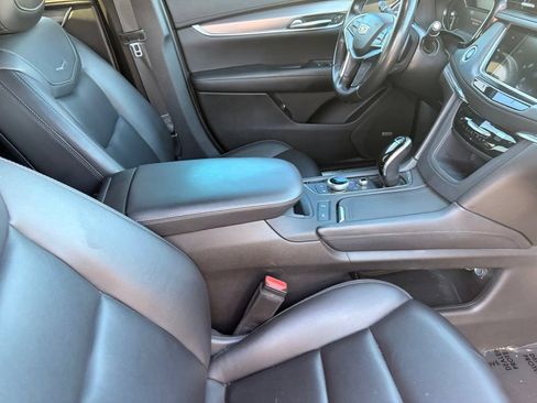 Used 2020 Cadillac XT5 Luxury FWD image 10