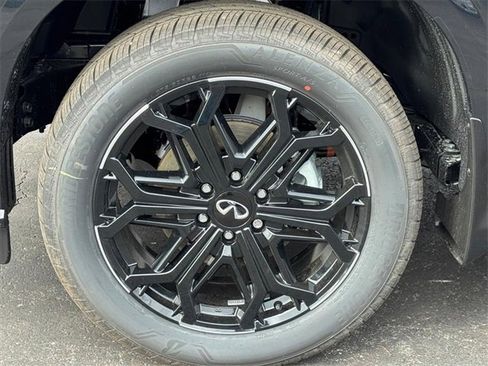 New 2026 INFINITI QX80 4WD w/ Sport Exterior Package image 10