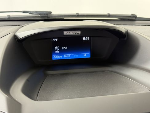 Used 2017 Ford Escape SE w/ SE Sport Appearance Package image 14