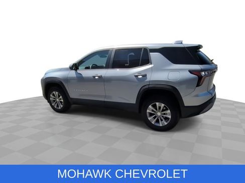 Used 2025 Chevrolet Equinox LT AWD/4WD image 7