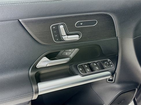New 2026 Mercedes-Benz GLA 250 GLA 250 image 18
