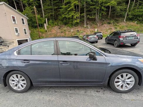 Used 2017 Subaru Legacy 2.5i w/ Alloy Wheel Package AWD/4WD image 11
