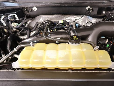 Used 2020 Ford F150 XLT w/ Equipment Group 302A Luxury image 19