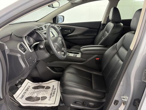 Certified 2024 Nissan Murano SV w/ SV Midnight Edition Package image 6