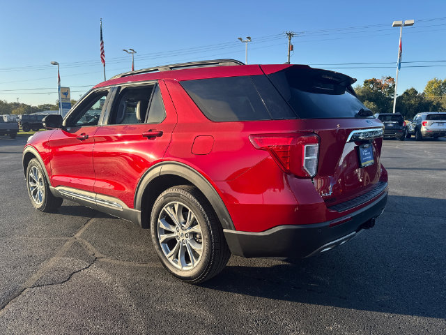Certified 2023 Ford Explorer XLT w/ Equipment Group 202A AWD/4WD image 5