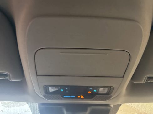 Used 2024 Ford F350 XLT image 27