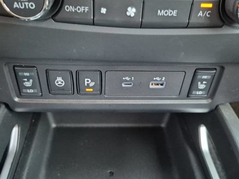 Used 2023 Nissan Frontier SV w/ SV Convenience Package AWD/4WD image 20