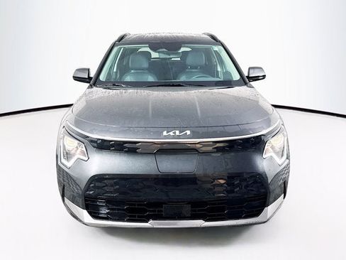 New 2025 Kia Niro Wind w/ Wind Preserve Package image 2