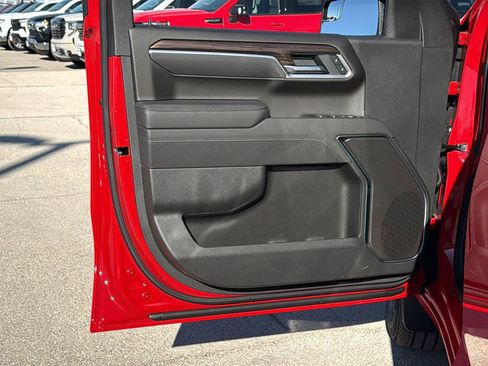 New 2026 Chevrolet Silverado 1500 LT w/ Texas Edition Plus image 8