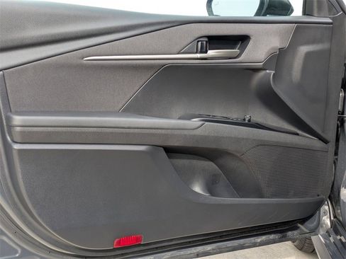 Used 2025 Toyota Camry LE image 11