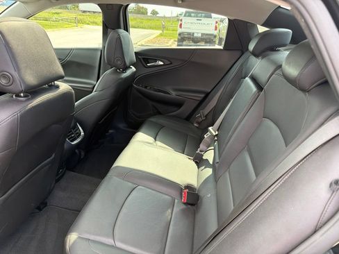Used 2022 Chevrolet Malibu Premier FWD image 13