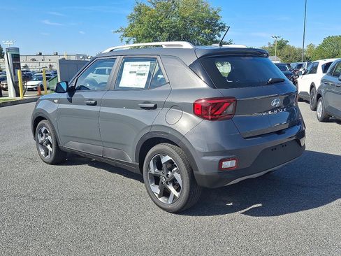 New 2026 Hyundai Venue SEL image 4