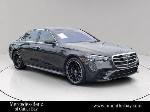 Certified 2022 Mercedes-Benz S 500 4MATIC image 1