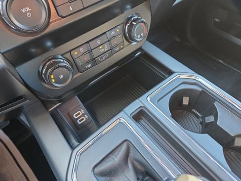 Used 2020 Ford F150 XLT w/ Equipment Group 302A Luxury image 27