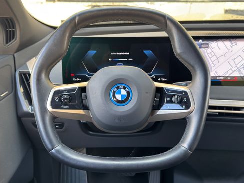 Used 2022 BMW iX xDrive50 w/ Premium Package AWD/4WD image 21
