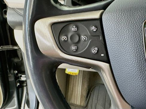 Used 2021 GMC Acadia Denali w/ Denali Technology Package FWD image 25