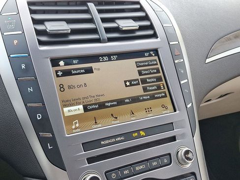 Used 2019 Lincoln MKZ Reserve image 18