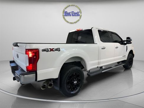 Used 2019 Ford F250 Lariat w/ Lariat Ultimate Package AWD/4WD image 4