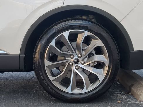 Used 2025 Lincoln Aviator Reserve w/ Luxury Package image 13