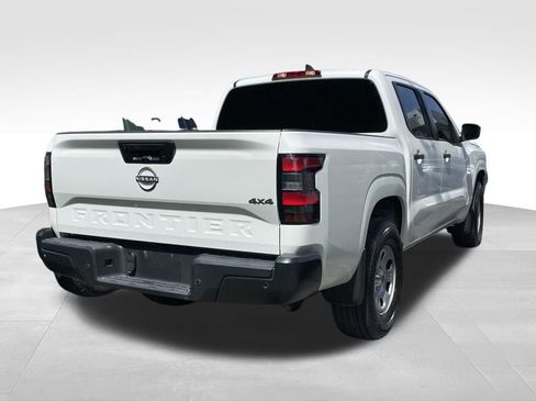 Certified 2024 Nissan Frontier S w/ Technology Package AWD/4WD image 4