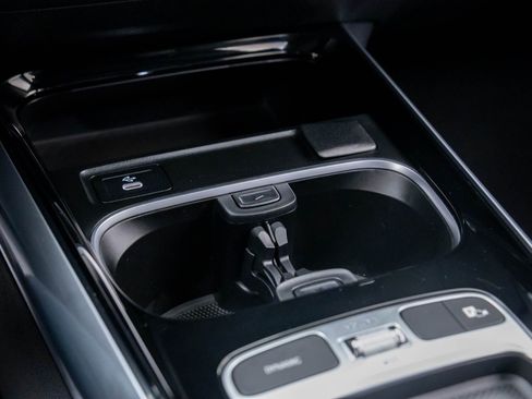 Used 2026 Mercedes-Benz GLA 250 4MATIC image 27