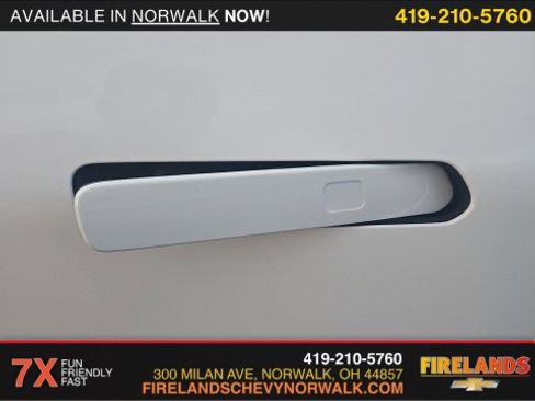 New 2026 Chevrolet Equinox EV LT image 18