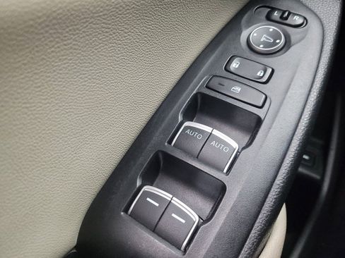 Used 2019 Honda Accord LX image 27