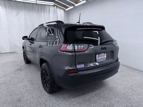 Used 2023 Jeep Cherokee Altitude Lux AWD/4WD image 4