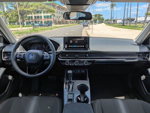 Used 2023 Honda Civic LX image 18