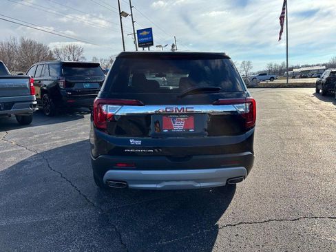 Used 2022 GMC Acadia SLE image 4